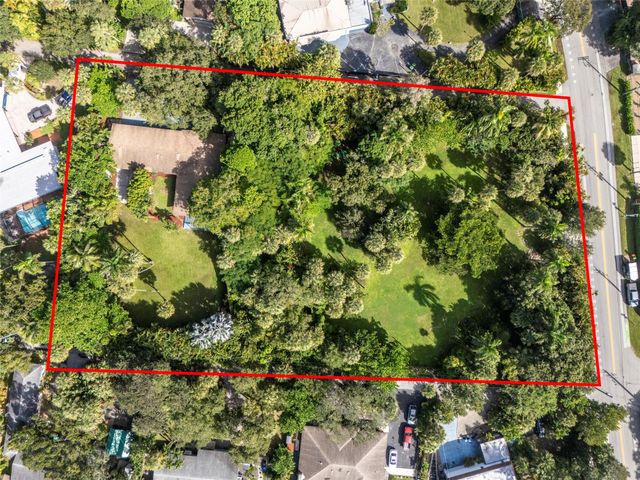 2211 SW 27th Ter, Fort Lauderdale, FL 33312