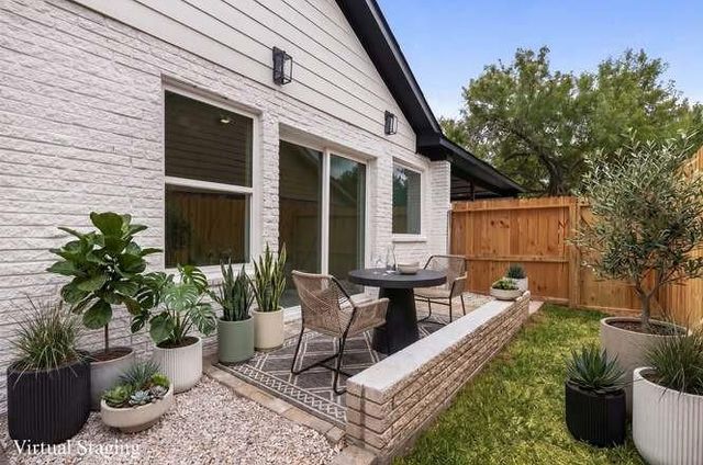 5518 Beechnut Street, Houston, TX 77096