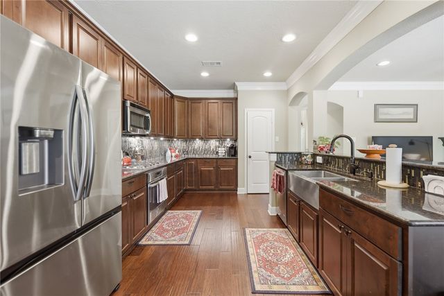 2205 Ralston Creek Court, Brenham, TX 77833