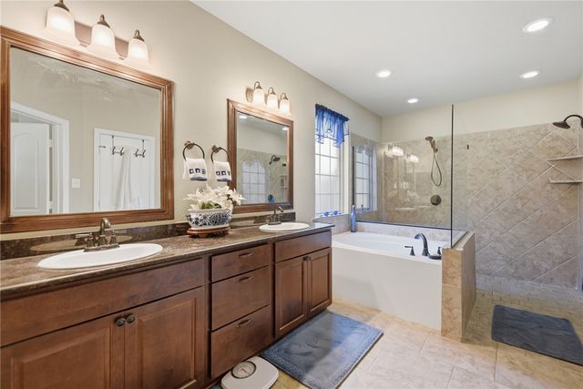 2205 Ralston Creek Court, Brenham, TX 77833