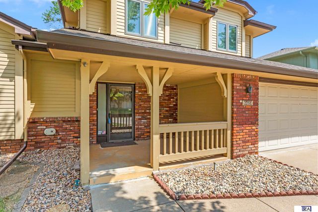 6423 S 92 Street, Omaha, NE 68127