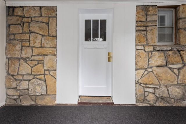 3550 NW Edgewater Trail, Kansas City, MO 64151