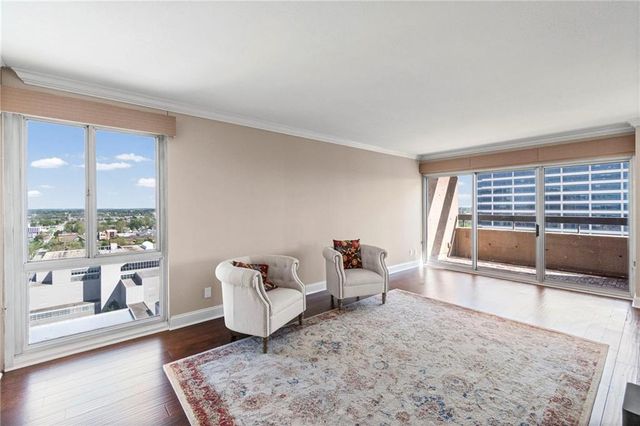 2510 Grand Boulevard 2701, Kansas City, MO 64108