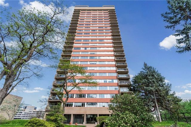 2510 Grand Boulevard 2701, Kansas City, MO 64108