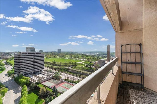 2510 Grand Boulevard 2701, Kansas City, MO 64108