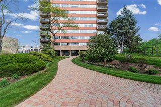 2510 Grand Boulevard 2701, Kansas City, MO 64108
