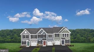 19 DUNSTER ST, Martinsburg, WV 25405