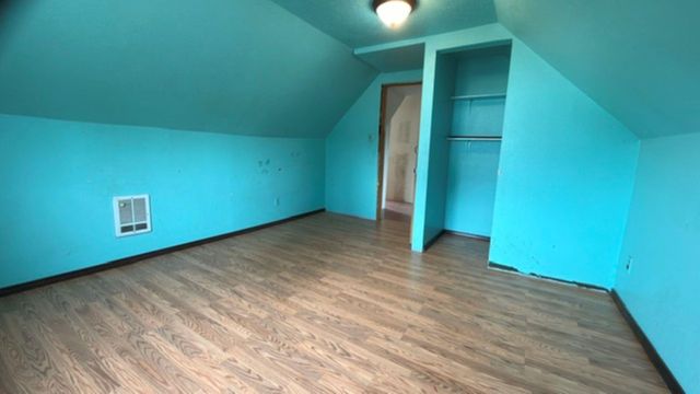 206 E Crawford St, Deer Park, WA 99006