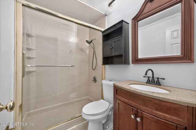 1504 HAMMONDWOOD Road N, Jacksonville, FL 32221