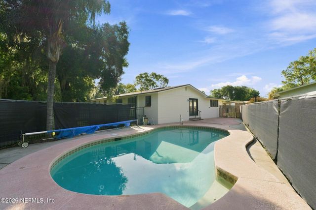 1504 HAMMONDWOOD Road N, Jacksonville, FL 32221