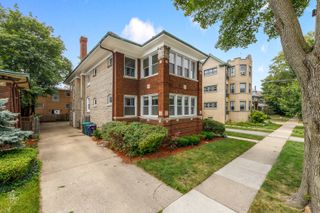 643 washington Boulevard TWO, Oak Park, IL 60302