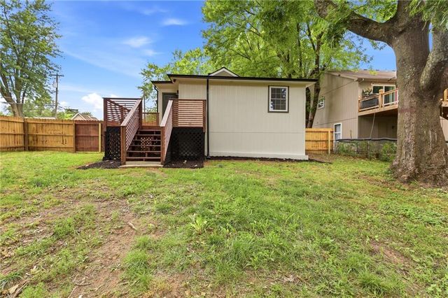 937 S Pope Avenue, Independence, MO 64050