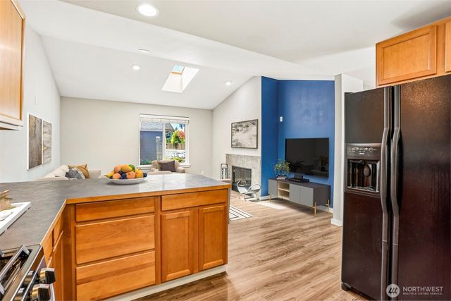 3303 156th Street SW, Lynnwood, WA 98087