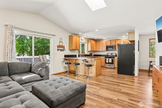3303 156th Street SW, Lynnwood, WA 98087