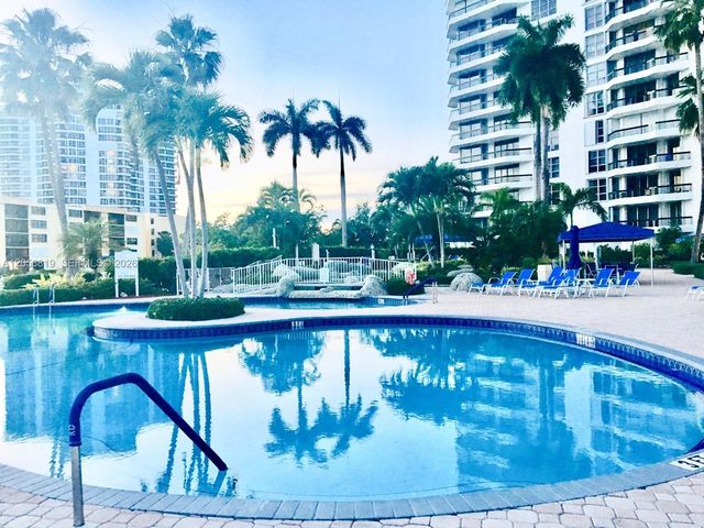 3530 Mystic Pointe Drive 1208, Aventura, FL 33180