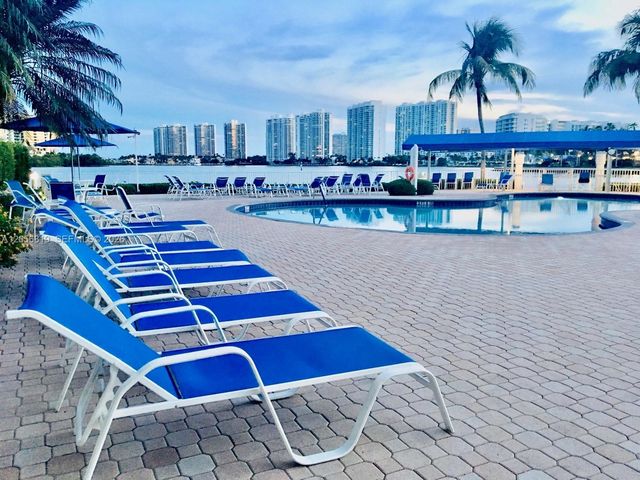 3530 Mystic Pointe Drive 1208, Aventura, FL 33180