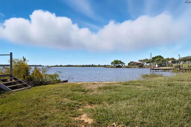 177 SIOUX TRAIL, Henrietta, TX 76365