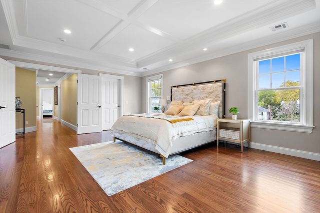37 Wall Street, Wellesley, MA 02481