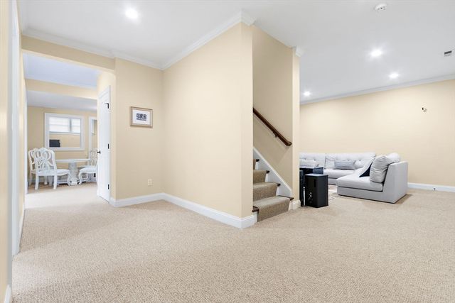 37 Wall Street, Wellesley, MA 02481