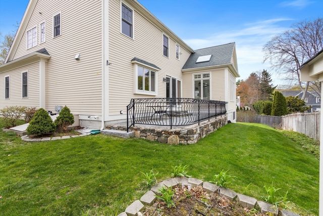 37 Wall Street, Wellesley, MA 02481