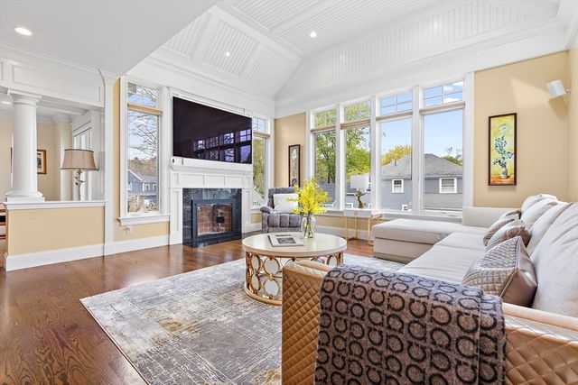 37 Wall Street, Wellesley, MA 02481