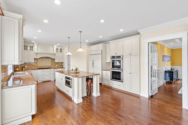 37 Wall Street, Wellesley, MA 02481