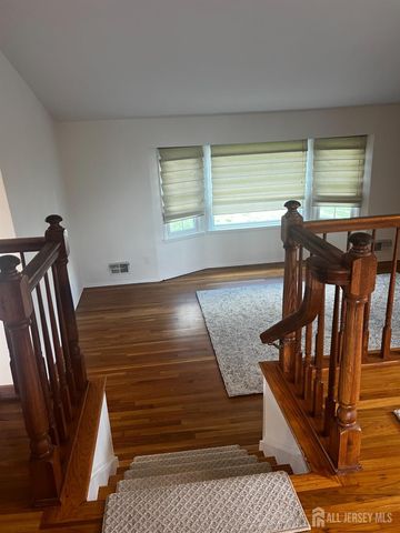 43 Lydia Lane, Edison, NJ 08817