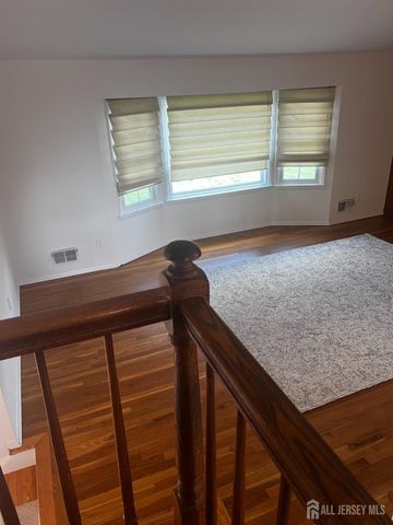 43 Lydia Lane, Edison, NJ 08817