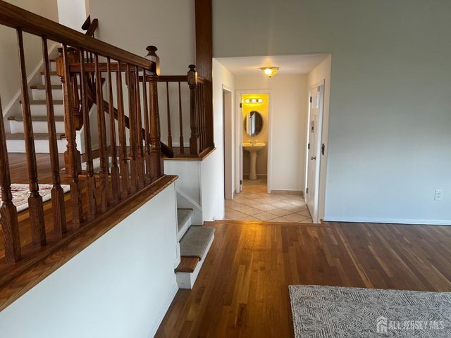 43 Lydia Lane, Edison, NJ 08817