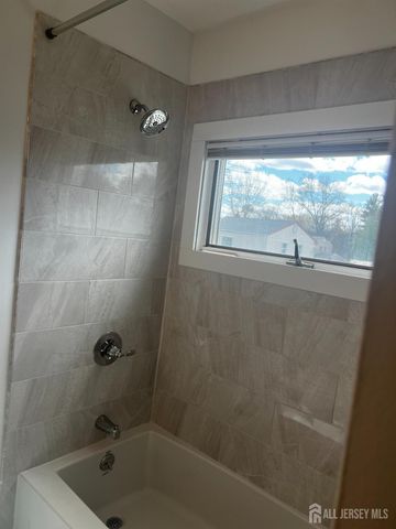 43 Lydia Lane, Edison, NJ 08817