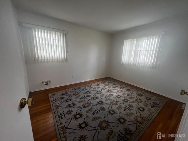 43 Lydia Lane, Edison, NJ 08817