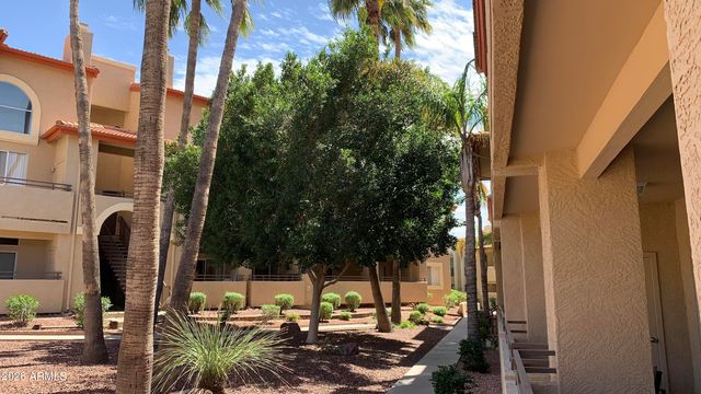 10410 N CAVE CREEK Road 2100, Phoenix, AZ 85020