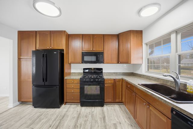 3517 Bordeaux Court, Hazel Crest, IL 60429