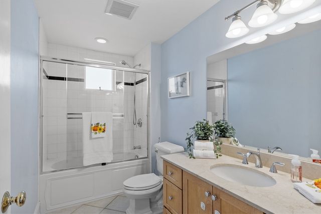 10 Marlboro St 1, Belmont, MA 02478