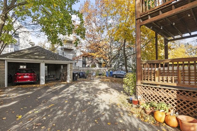 10 Marlboro St 1, Belmont, MA 02478