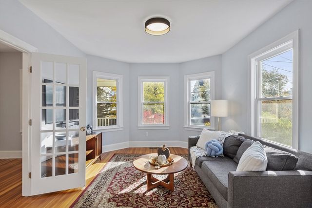 10 Marlboro St 1, Belmont, MA 02478