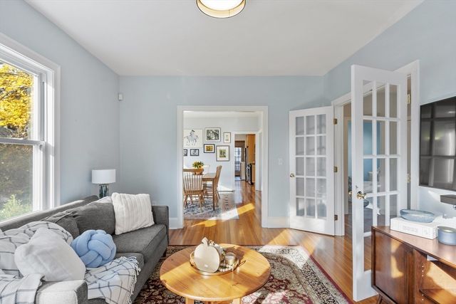 10 Marlboro St 1, Belmont, MA 02478