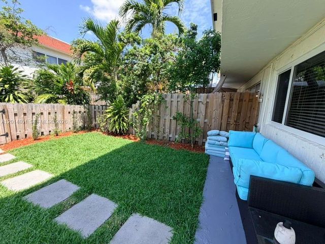 1500 NE 151st Street 104, Miami, FL 33162
