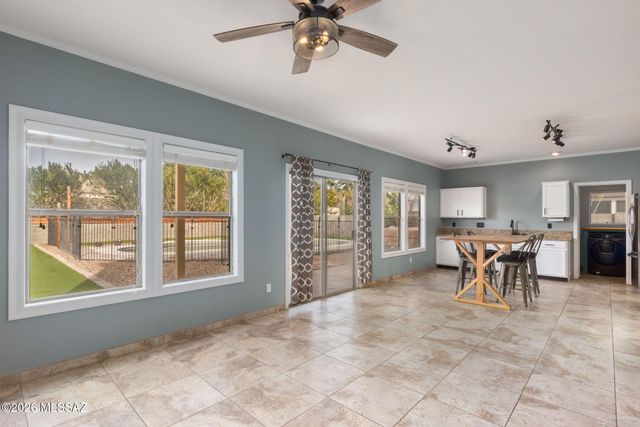 2642 W Calle Senor Roberto, Tucson, AZ 85741