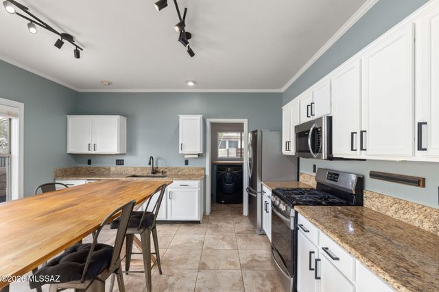 2642 W Calle Senor Roberto, Tucson, AZ 85741