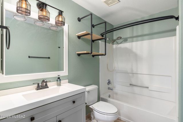 2642 W Calle Senor Roberto, Tucson, AZ 85741