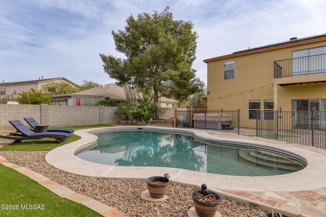 2642 W Calle Senor Roberto, Tucson, AZ 85741