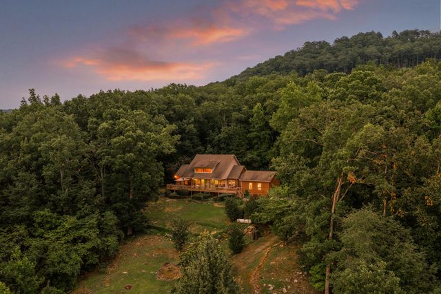 355 Myers Avenue, Guild, TN 37340