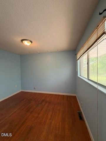 2902 Kanewood Drive, Durham, NC 27707