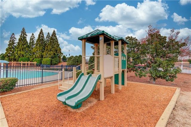 2718 Beynon Lane, Suwanee, GA 30024