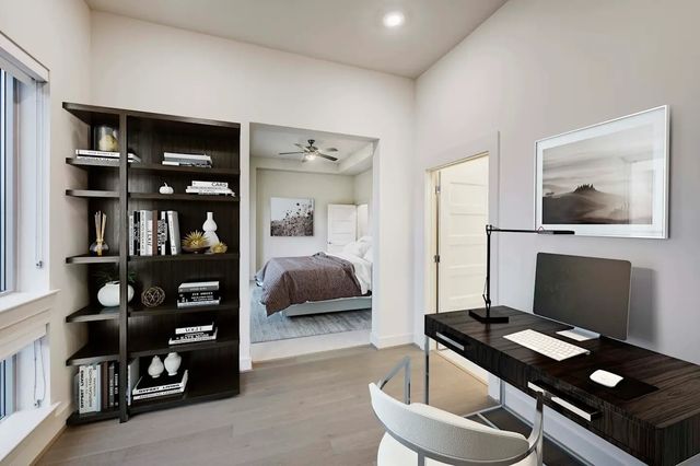 2727 Travis Street 634, Houston, TX 77006