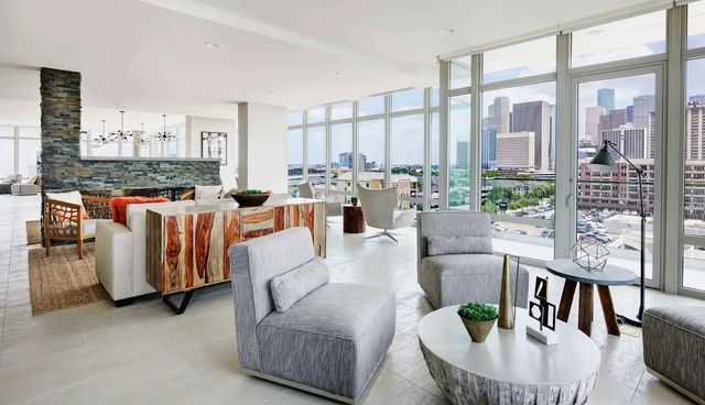 2727 Travis Street 634, Houston, TX 77006