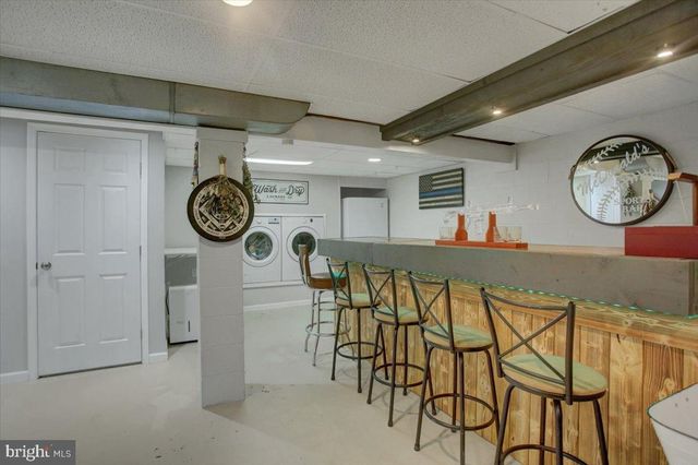 108 HOKE DR, Chambersburg, PA 17202