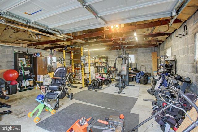 108 HOKE DR, Chambersburg, PA 17202