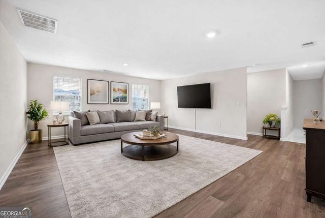 379 Blue Juniper Circle, Loganville, GA 30052